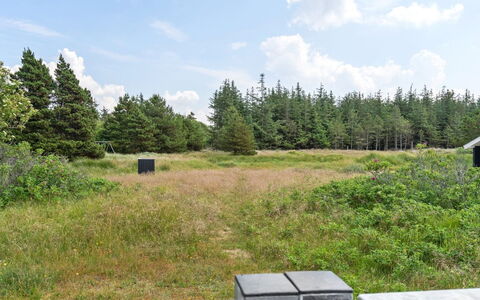Egbert - 900M from the Sea: Huis, Dak, Huis, Verblijf, Schuur, Garden Gebouwen, Siding, Werf, Blokhut, Hut