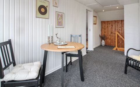 Karla - 100M from the Sea: Verblijf, Schuur, Hut, Boerderij, Prairie, Keet, Schuur, Blokhut, Garden Gebouwen
