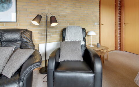 Andriana - 600M from the Sea: Dak, Huis, Huis, Verblijf, Siding, Landgoed, Oprit, Garden Gebouwen, Werf, Schuur