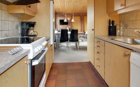 Andriana - 600M from the Sea: Dak, Huis, Huis, Verblijf, Siding, Landgoed, Oprit, Garden Gebouwen, Werf, Schuur