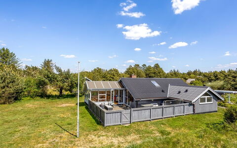 Solvejk - 800M from the Sea: Verblijf, Schuur, Hut, Boerderij, Prairie, Keet, Schuur, Blokhut, Garden Gebouwen