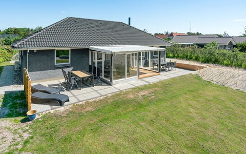 Sunna - 500M from the Sea: Huis, Dak, Huis, Verblijf, Schuur, Garden Gebouwen, Siding, Werf, Blokhut, Hut