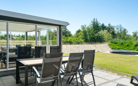Sunna - 500M from the Sea: Huis, Dak, Huis, Verblijf, Schuur, Garden Gebouwen, Siding, Werf, Blokhut, Hut