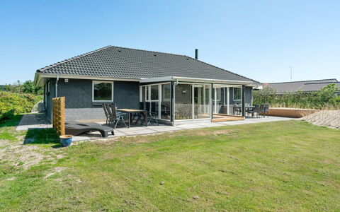 Sunna - 500M from the Sea: Huis, Dak, Huis, Verblijf, Schuur, Garden Gebouwen, Siding, Werf, Blokhut, Hut
