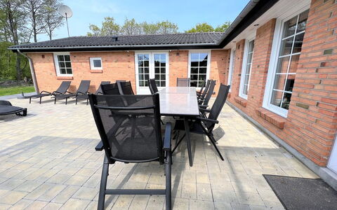 Alfrida - 1.5Km from the Sea: Dak, Land Lot, Verblijf, Huis, Landelijk Gebied, Schuur, Siding, Garden Gebouwen, Blokhut, Hut