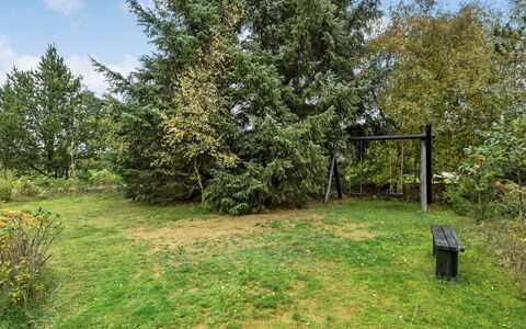 Arnelung - 1.9Km from the Sea: Struik, Stedelijk Ontwerp, Groundcover, Steen, Appartement, Landgoed, Metselwerk, Balkon, Landscaping