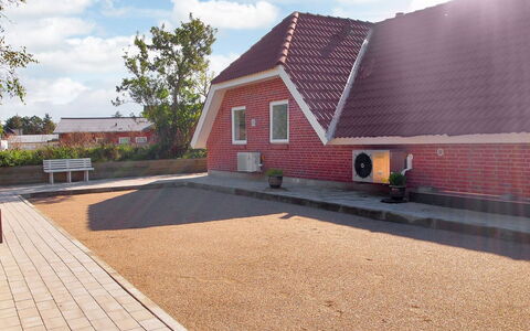 Partenij - 1Km from the Sea: Thatching, Verblijf, Huis, Dak, Huis, Boerderij, Hut, Landgoed, Dorp