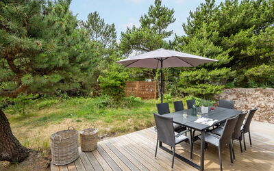Sidse - 400M from the Sea