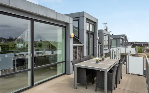 Anneka - 200M from the Sea: Huis, Dak, Huis, Verblijf, Schuur, Garden Gebouwen, Siding, Werf, Blokhut, Hut
