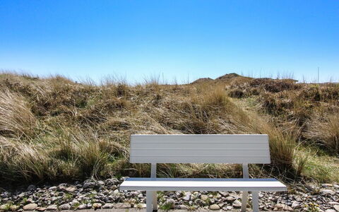 Gundine - from the Sea: Struik, Stedelijk Ontwerp, Groundcover, Steen, Appartement, Landgoed, Metselwerk, Balkon, Landscaping