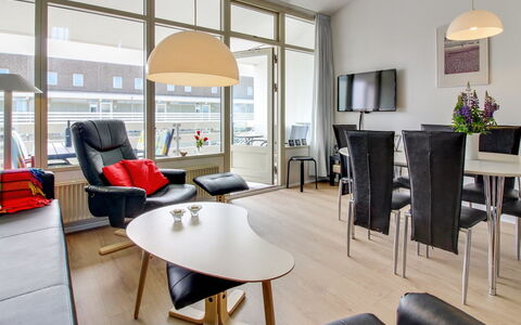Pavlinka - 200M from the Sea: Meubilair, Interieur Ontwerp, Flooring, Verdieping, Plafond, Hout, Stoel, Kamer, Verlichting, Woonkamer