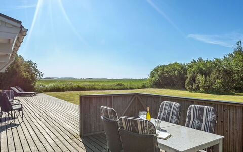 Anund - 1.4Km from the Sea: Huis, Dak, Huis, Verblijf, Schuur, Garden Gebouwen, Siding, Werf, Blokhut, Hut