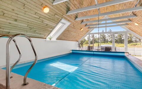 Tuomi - 900M from the Sea: Verblijf, Huis, Huis, Dak, Veranda, Landgoed, Siding, Garden Gebouwen, Boerderij, Werf