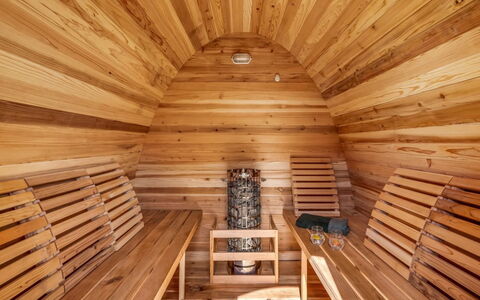 Urte - from the Sea: Huis, Dak, Huis, Verblijf, Schuur, Garden Gebouwen, Siding, Werf, Blokhut, Hut