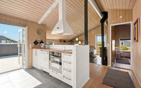Hjalma - from the Sea: Flooring, Hout, Verdieping, Plafond, Houten Vloer, Keuken, Interieur Ontwerp, Countertop, Cabinetry, Huis