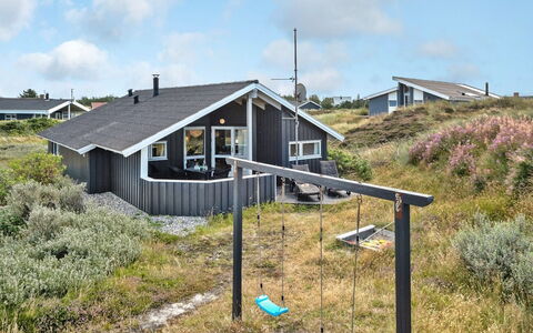 Clara - 500M from the Sea: Huis, Dak, Huis, Verblijf, Schuur, Garden Gebouwen, Siding, Werf, Blokhut, Hut