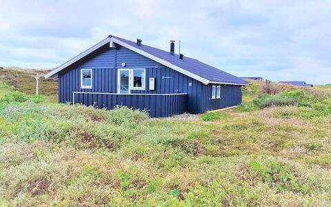 Clara - 500M from the Sea: Huis, Dak, Huis, Verblijf, Schuur, Garden Gebouwen, Siding, Werf, Blokhut, Hut