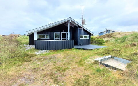 Clara - 500M from the Sea: Huis, Dak, Huis, Verblijf, Schuur, Garden Gebouwen, Siding, Werf, Blokhut, Hut