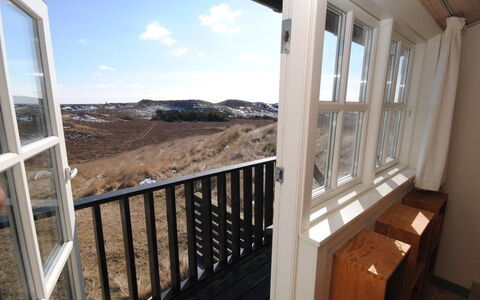 Swanja - from the Sea: Daylighting, Hardwood, Slaapkamer, Bed