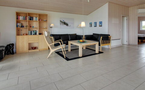 Sorella - 800M from the Sea: Huis, Dak, Huis, Verblijf, Schuur, Garden Gebouwen, Siding, Werf, Blokhut, Hut