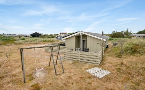 Drifa - 600M from the Sea: Dak, Land Lot, Verblijf, Huis, Landelijk Gebied, Schuur, Siding, Garden Gebouwen, Blokhut, Hut