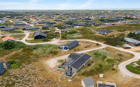 Drifa - 600M from the Sea: Dak, Land Lot, Verblijf, Huis, Landelijk Gebied, Schuur, Siding, Garden Gebouwen, Blokhut, Hut