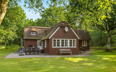 Fina - 15Km from the Sea: Verblijf, Huis, Huis, Dak, Veranda, Landgoed, Siding, Garden Gebouwen, Boerderij, Werf