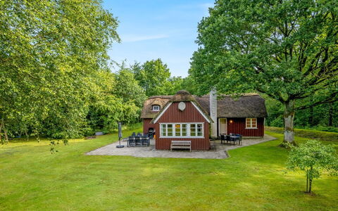 Fina - 15Km from the Sea: Verblijf, Huis, Huis, Dak, Veranda, Landgoed, Siding, Garden Gebouwen, Boerderij, Werf