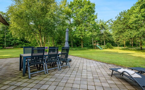Fina - 15Km from the Sea: Verblijf, Huis, Huis, Dak, Veranda, Landgoed, Siding, Garden Gebouwen, Boerderij, Werf