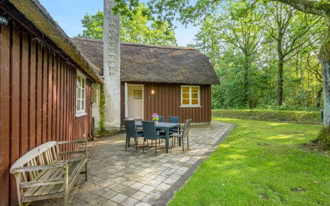 Fina - 15Km from the Sea: Verblijf, Huis, Huis, Dak, Veranda, Landgoed, Siding, Garden Gebouwen, Boerderij, Werf