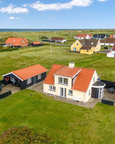 Dietlinde - 100M from the Sea