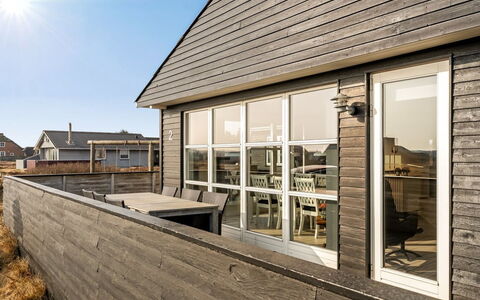Withger - 300M from the Sea: Huis, Dak, Huis, Verblijf, Schuur, Garden Gebouwen, Siding, Werf, Blokhut, Hut