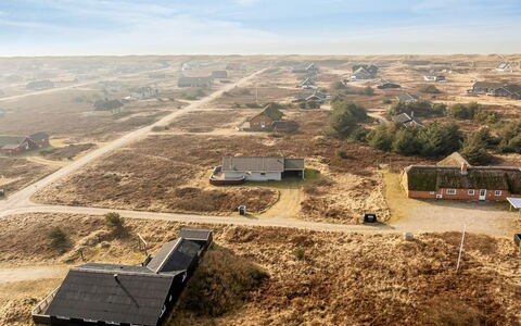 Withger - 300M from the Sea: Huis, Dak, Huis, Verblijf, Schuur, Garden Gebouwen, Siding, Werf, Blokhut, Hut