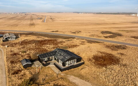 Withger - 300M from the Sea: Huis, Dak, Huis, Verblijf, Schuur, Garden Gebouwen, Siding, Werf, Blokhut, Hut