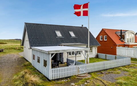 Orvo - 150M from the Sea: Verblijf, Schuur, Hut, Boerderij, Prairie, Keet, Schuur, Blokhut, Garden Gebouwen