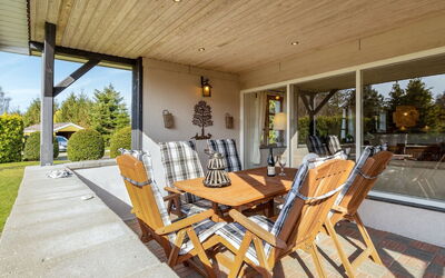 Annegret - 250M from the Sea