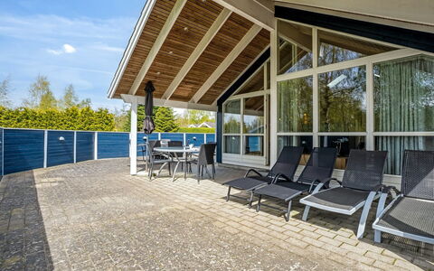 Alger - 800M from the Sea: Hout, Huis, Verblijf, Huis, Dak, Landelijk Gebied, Siding, Blokhut, Garden Gebouwen, Hardwood