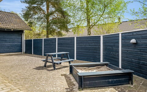 Alger - 800M from the Sea: Hout, Huis, Verblijf, Huis, Dak, Landelijk Gebied, Siding, Blokhut, Garden Gebouwen, Hardwood
