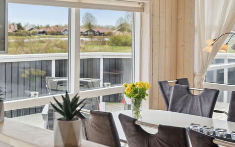 Swanhild - 900M from the Sea: Hout, Huis, Verblijf, Huis, Dak, Landelijk Gebied, Siding, Blokhut, Garden Gebouwen, Hardwood