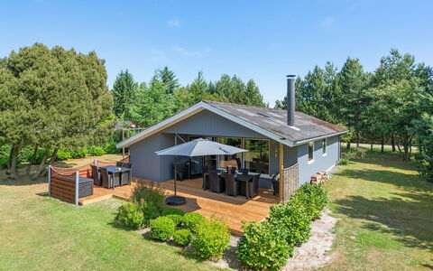 Filippa - 900M from the Sea: Hout, Huis, Verblijf, Huis, Dak, Landelijk Gebied, Siding, Blokhut, Garden Gebouwen, Hardwood
