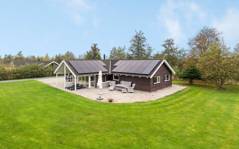 Enid - 700M from the Sea: Gras, Huis, Dak, Huis, Verblijf, Struik, Land Lot, Landelijk Gebied, Boerderij, Groundcover