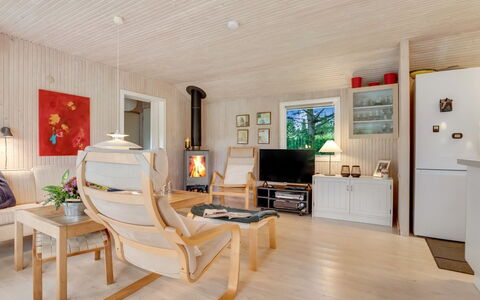 Delma - 750M from the Sea: Hout, Huis, Verblijf, Huis, Dak, Landelijk Gebied, Siding, Blokhut, Garden Gebouwen, Hardwood
