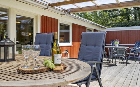 Delma - 750M from the Sea: Hout, Huis, Verblijf, Huis, Dak, Landelijk Gebied, Siding, Blokhut, Garden Gebouwen, Hardwood
