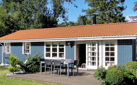Nitis - 200M from the Sea