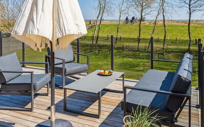 Engli - 90M from the Sea