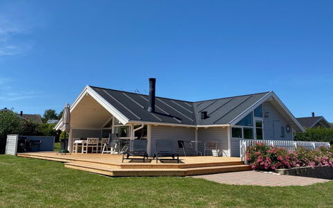 Odin - 200M from the Sea: Dak, Land Lot, Verblijf, Huis, Landelijk Gebied, Schuur, Siding, Garden Gebouwen, Blokhut, Hut