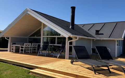 Odin - 200M from the Sea: Dak, Land Lot, Verblijf, Huis, Landelijk Gebied, Schuur, Siding, Garden Gebouwen, Blokhut, Hut