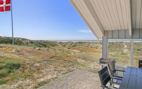 Wikar - 50M from the Sea: Architectuur, Dak, Huis, Samengesteld Materiaal, Daylighting, Siding, Oprit