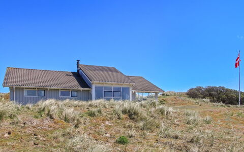 Wikar - 50M from the Sea: Architectuur, Dak, Huis, Samengesteld Materiaal, Daylighting, Siding, Oprit
