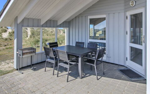 Wikar - 50M from the Sea: Architectuur, Dak, Huis, Samengesteld Materiaal, Daylighting, Siding, Oprit